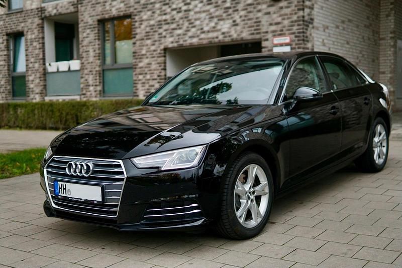 Schwarz Gebraucht 2017 Audi A4 Sport Limousine | 18.000 € (Fairer Preis) - Bild 1/4