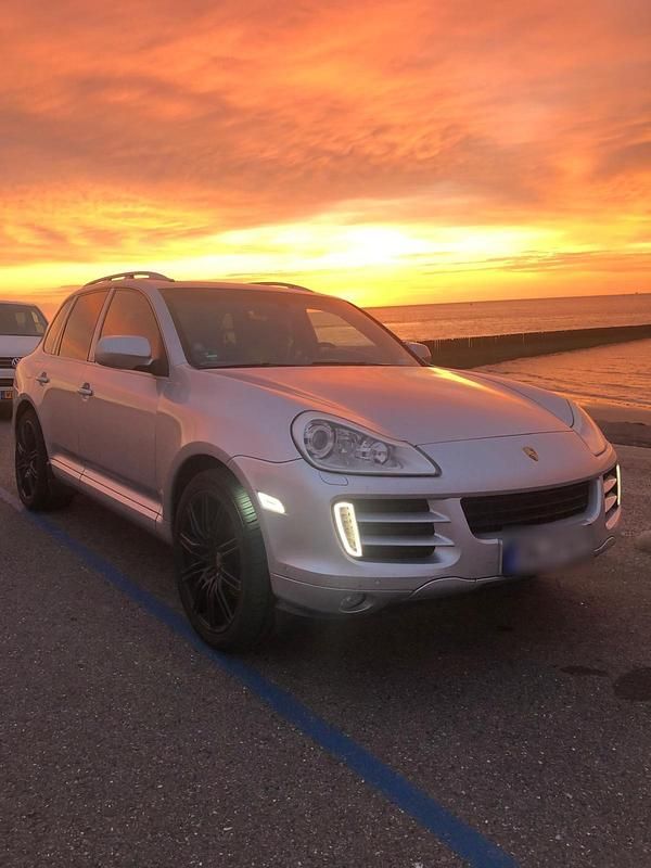 Gebraucht Porsche Cayenne 290 PS (213 kW) 2009 Silber SUV