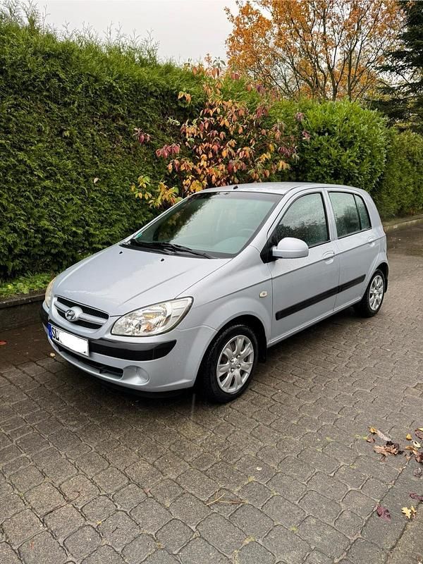 Silber Gebraucht 2009 Hyundai Getz Kleinwagen | 2.350 € (Fairer Preis) - Bild 1/4