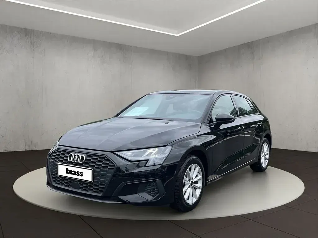 Gebraucht Audi A3 150 PS (110 kW) 2023 Limousine