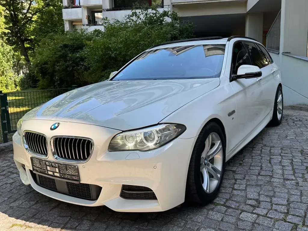Gebraucht BMW 535 M Sport 313 PS (230 kW) 2014 Weiß Kombi