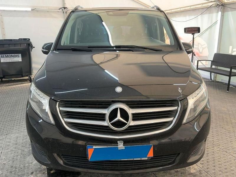 Gebraucht Mercedes V250 190 PS (139 kW) 2015 Schwarz Van / Kleinbus