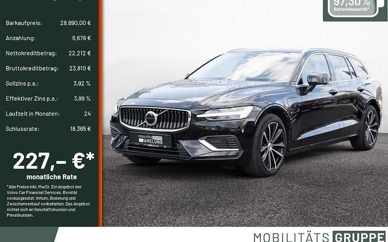 Gebraucht Volvo V60 Core 350 PS (257 kW) 2022 Schwarz Kombi