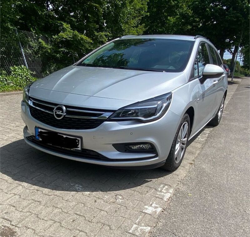 Silber Gebraucht 2018 Opel Astra Edition Kombi | 6.990 € (Guter Preis) - Bild 1/4
