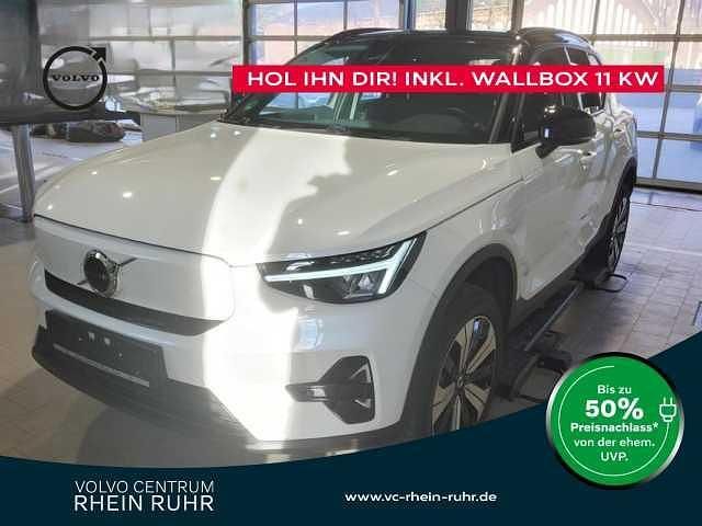 Weiß crystal white / metallic Gebraucht 2022 Volvo XC40 Core SUV | 25.950 € (Superpreis) - Bild 1/3