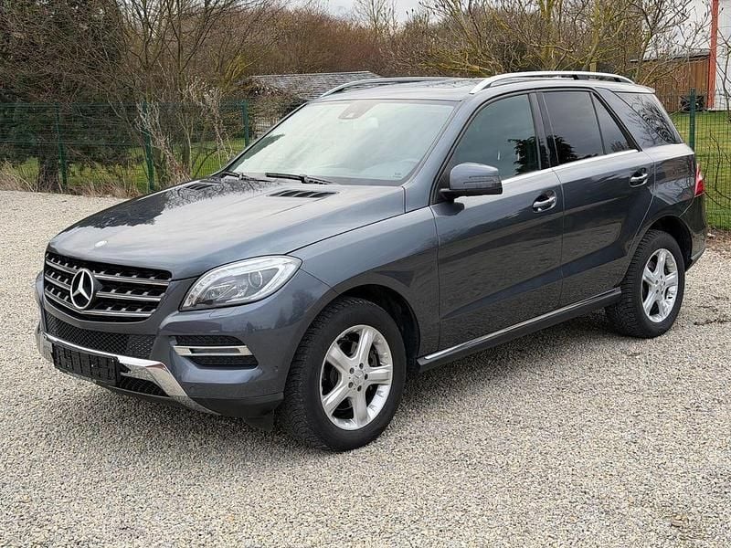 Gebraucht Mercedes ML250 204 PS (150 kW) 2013 Schwarz SUV