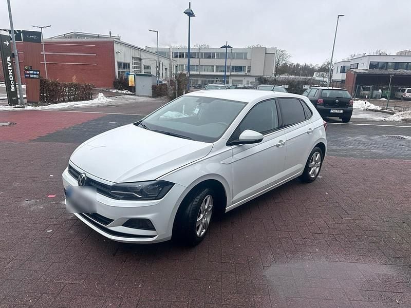 Gebraucht VW Polo 80 PS (58 kW) 2020 Weiß Kleinwagen