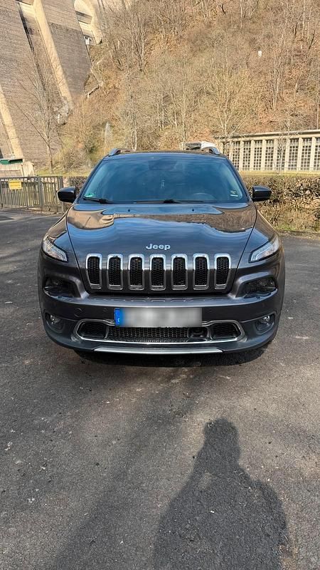 Gebraucht Jeep Cherokee Limited 200 PS (147 kW) 2018 Braun SUV
