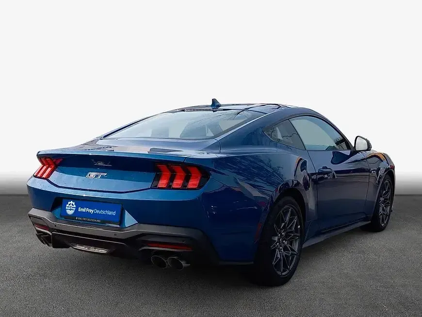 Neu Ford Mustang GT Fastback 446 PS (328 kW) 2026 Blau Coupé