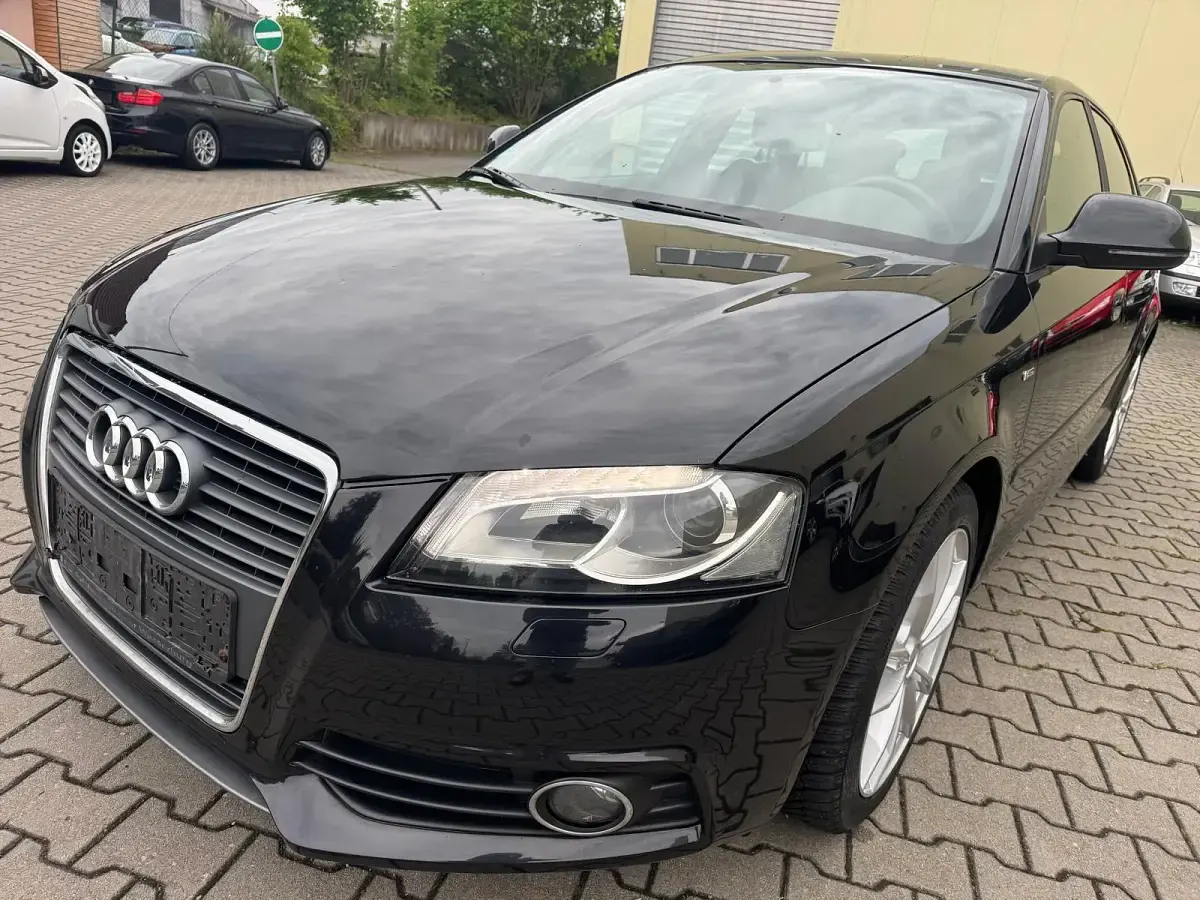 Gebraucht Audi A3 Ambiente 160 PS (117 kW) 2010 Schwarz Kleinwagen