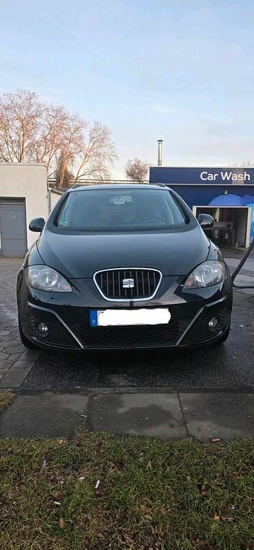 Schwarz Gebraucht 2014 Seat Altea XL Van / Kleinbus | 3.900 € (Fairer Preis) - Bild 1/4