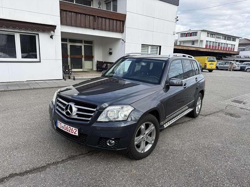Gebraucht Mercedes GLK320 224 PS (164 kW) 2009 Tenoritgrau  metalliclack SUV