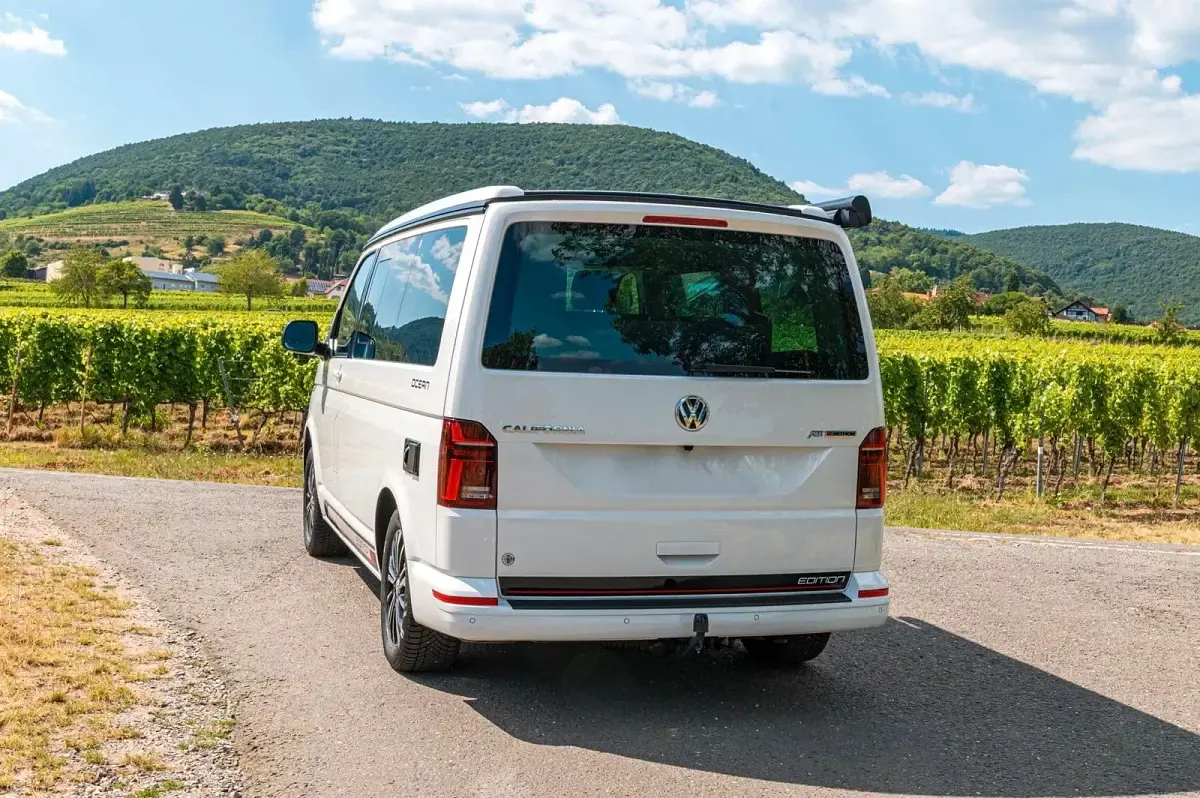 Gebraucht VW California Edition 180 PS (132 kW) 2023 Weiß Van