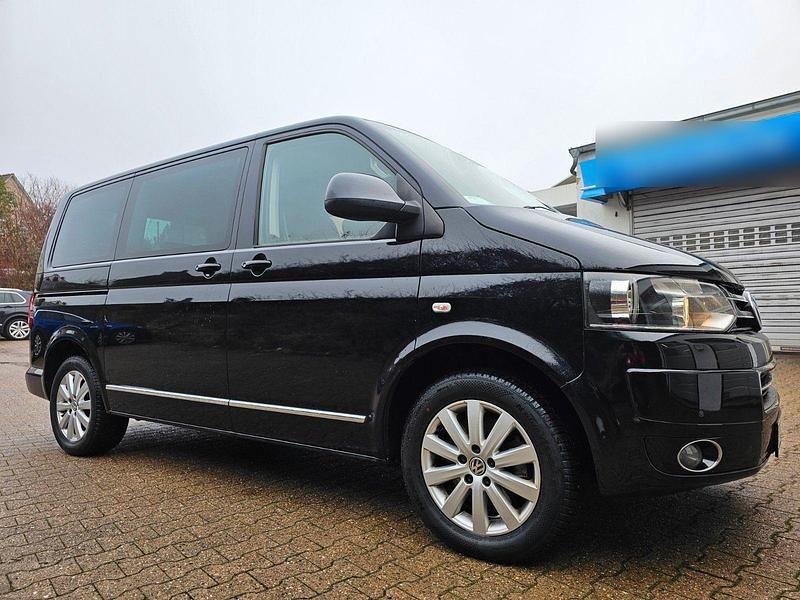 Gebraucht VW Multivan 179 PS (131 kW) 2013 Schwarz Van