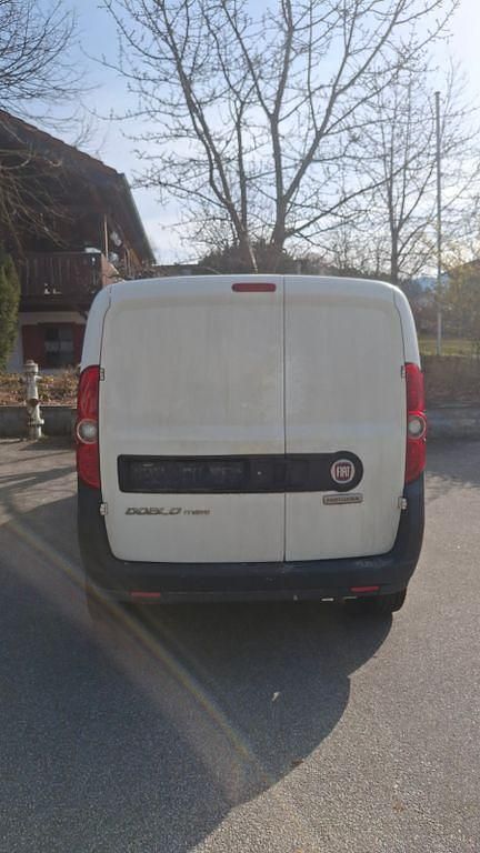 Gebraucht Fiat Doblò 105 PS (77 kW) 2021 Weiß Van / Kleinbus