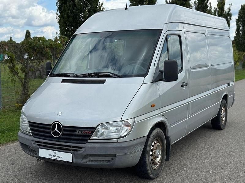 Silber Gebraucht 2002 Mercedes Sprinter Van | 8.900 € (Teuer) - Bild 1/4