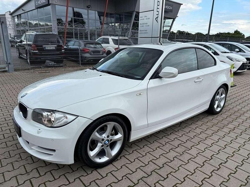 Gebraucht BMW 120 Coupé 170 PS (125 kW) 2010 Alpinweiss iii Coupé