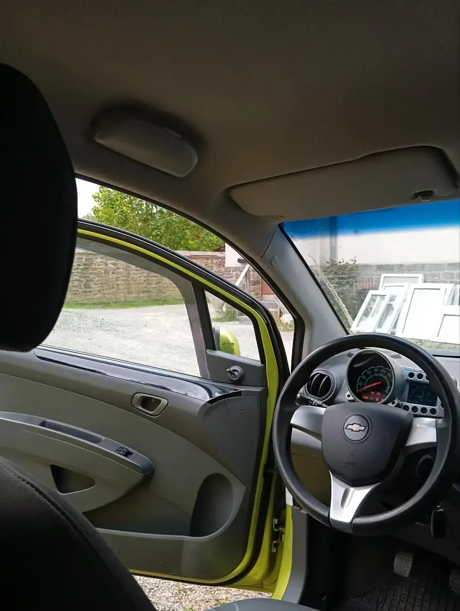 Usata Chevrolet Spark 68 CV (50 kW) 2011 Andere farben Utilitaria