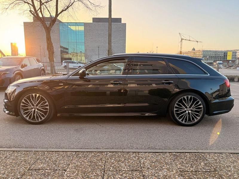 Gebraucht Audi A6 Ambiente 320 PS (235 kW) 2015 Schwarz Kombi