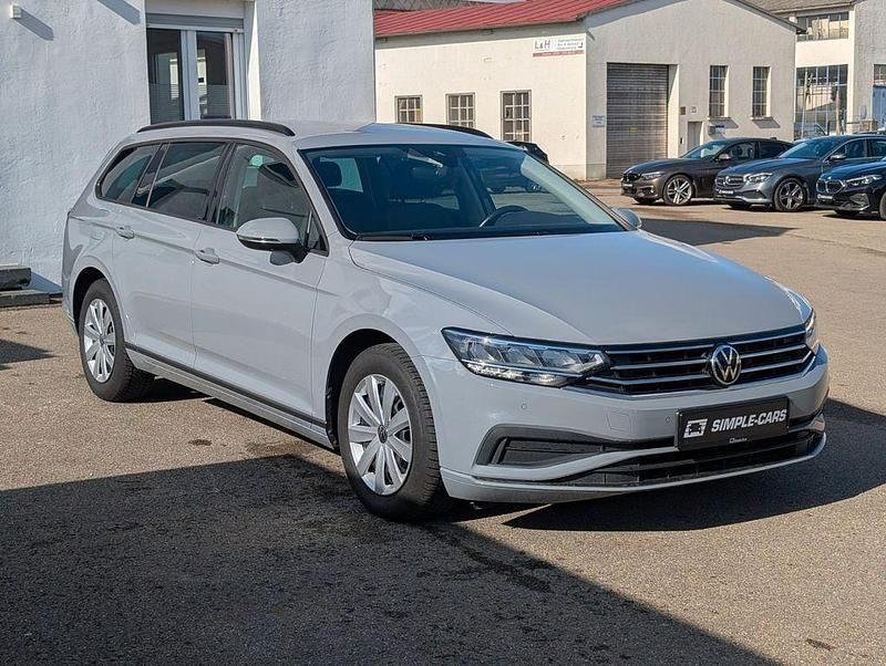 Gebraucht VW Passat Conceptline 150 PS (110 kW) 2022 Grau Kombi