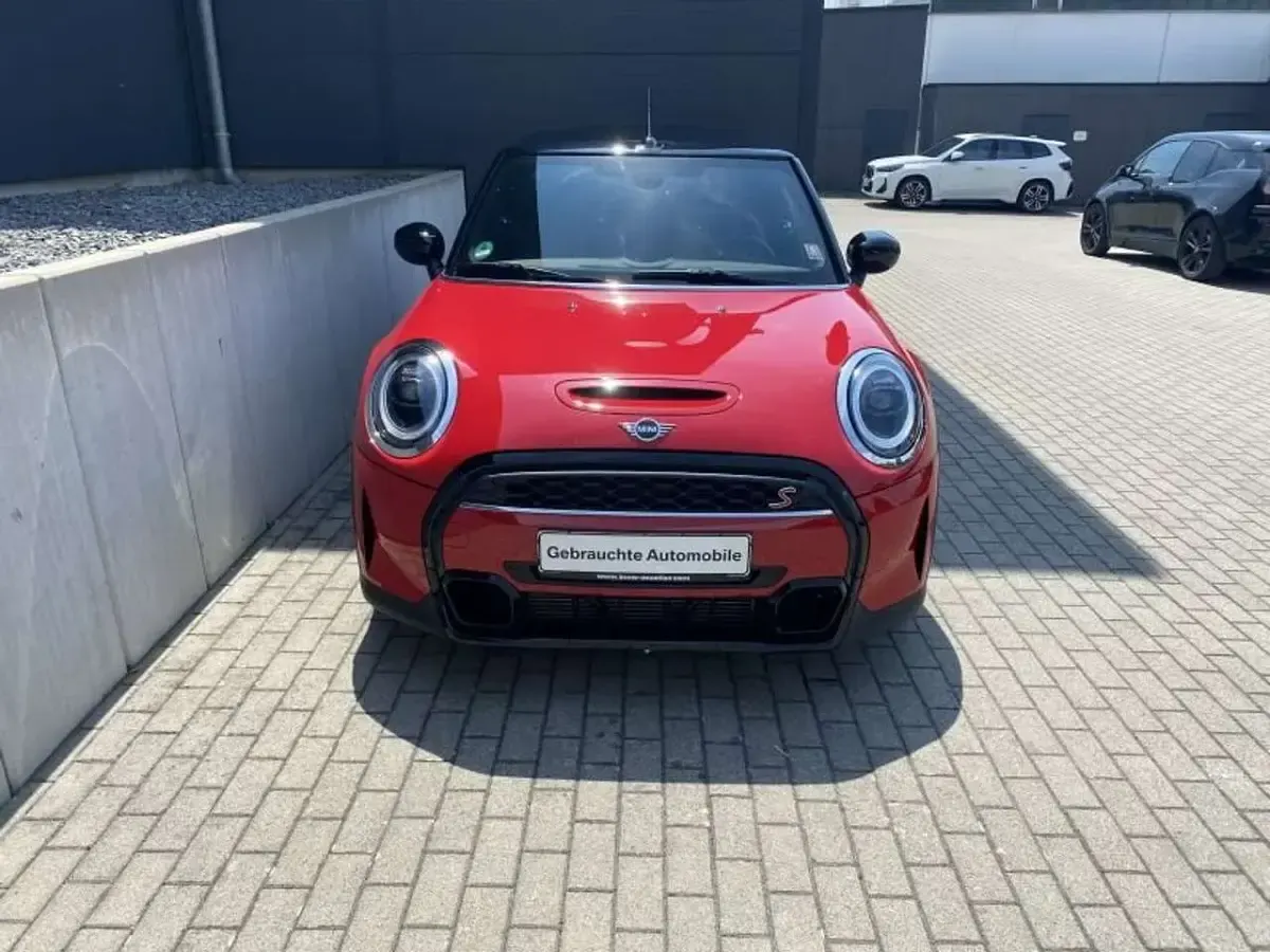 Gebraucht Mini Cooper S Cabriolet 178 PS (130 kW) 2022 Rot Cabrio