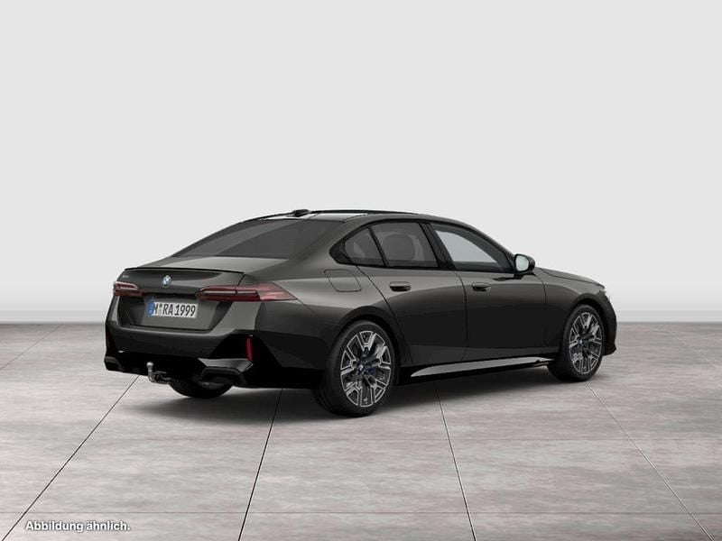 Neu BMW 540 M Sport 286 PS (210 kW) 2026 Grau Limousine