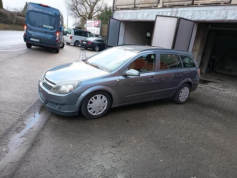 Gebraucht Opel Astra 105 PS (77 kW) 2006 Silber Kombi