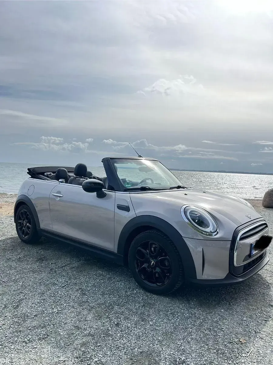 Używany Mini Cooper 136 KM (100 kW) 2022 Szary Hatchback