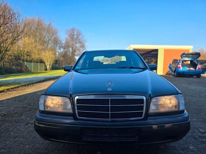 Gebraucht 1996 Mercedes C180 Limousine | 1.950 € (Guter Preis) - Bild 1/4
