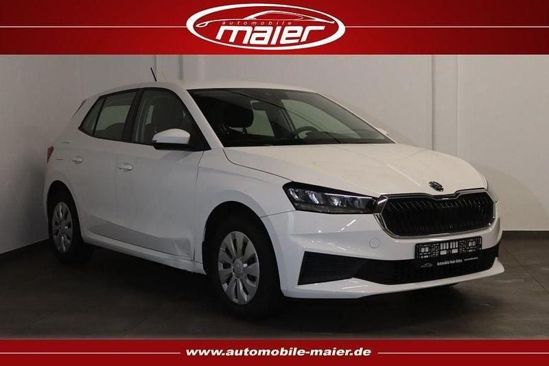 Weiß Gebraucht 2022 Skoda Fabia Limousine | 12.400 € (Guter Preis) - Bild 1/4
