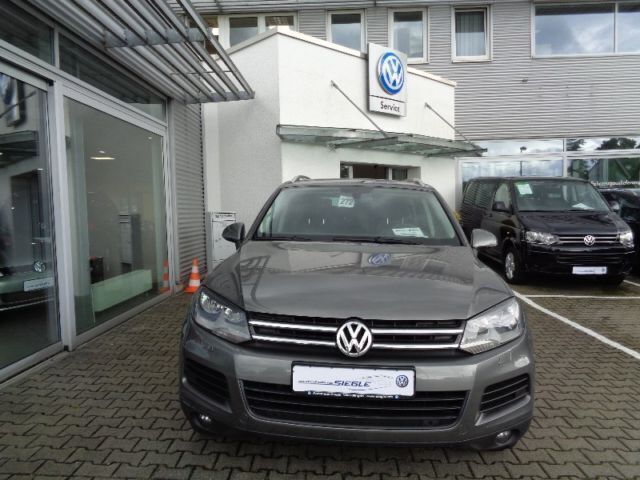 Gebraucht VW Touareg 245 PS (180 kW) 2012 Grau metallic SUV
