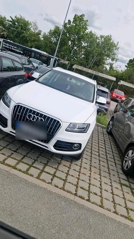 Second-hand Audi Q5 163 CP (119 kW) 2016 Alb SUV