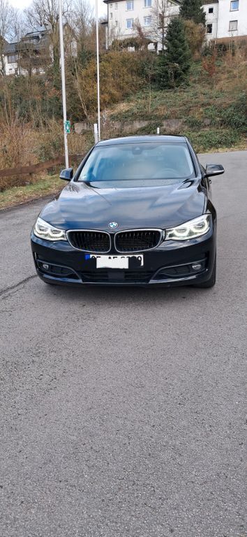 Schwarz Gebraucht 2018 BMW 320 Gran Turismo Limousine | 19.400 € (Fairer Preis) - Bild 1/4