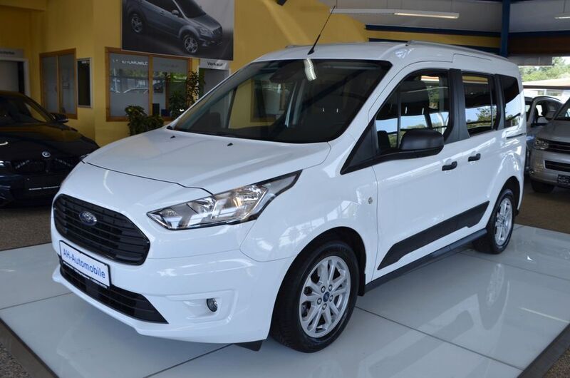 Weiß Gebraucht 2019 Ford Tourneo Connect Trend Van / Kleinbus | 15.880 € (Etwas zu teuer) - Bild 1/4