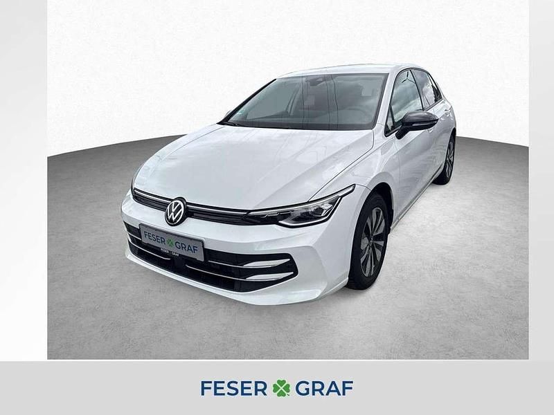 Pure white Gebraucht 2024 VW Golf VIII Goal Limousine | 27.240 € (Superpreis) - Bild 1/4