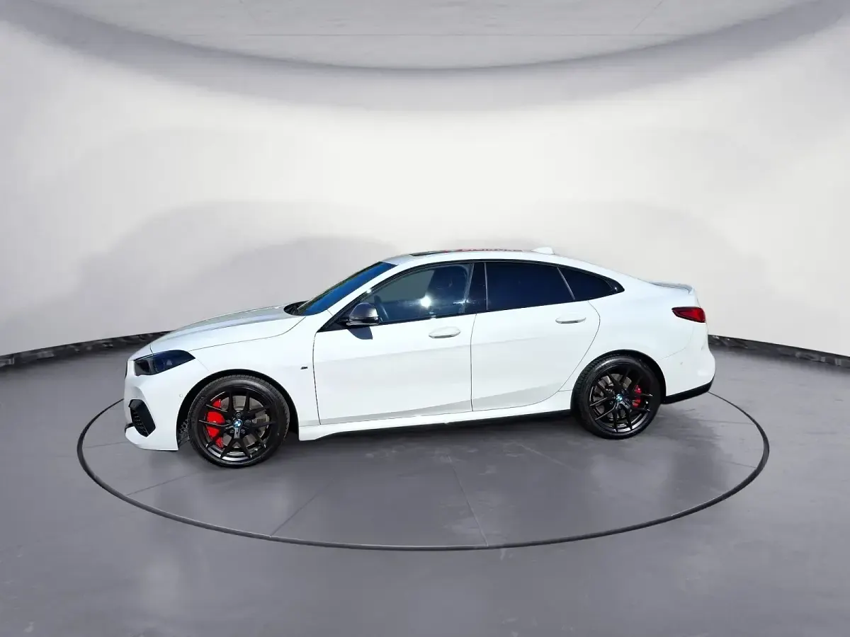 Gebraucht BMW M235 M Sport 306 PS (225 kW) 2025 Weiß Coupé
