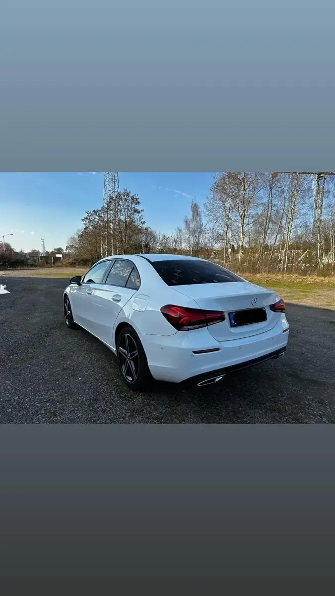 Gebraucht Mercedes A200 Night 163 PS (119 kW) 2019 Weiß Limousine
