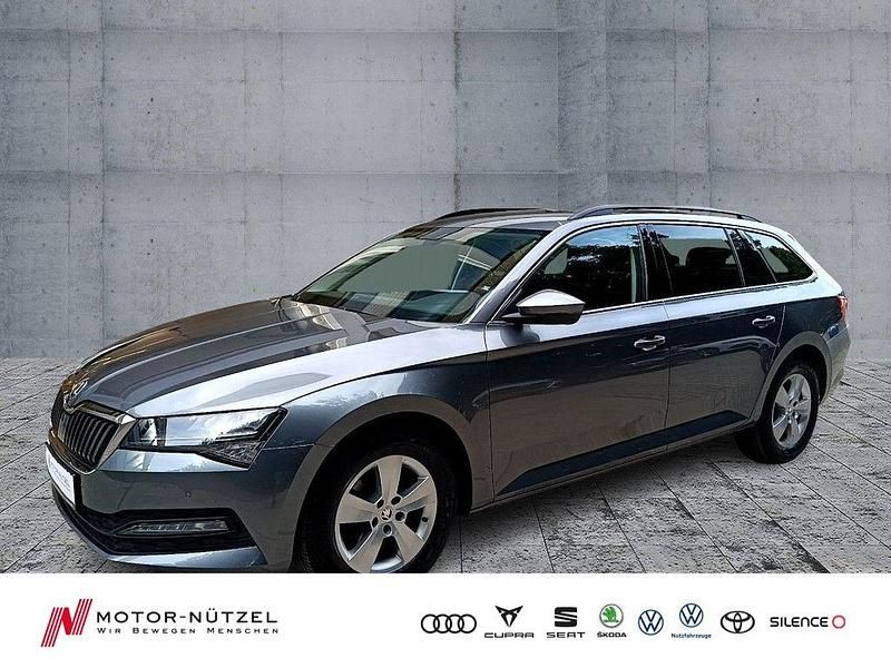 Grau Gebraucht 2022 Skoda Superb Ambition Kombi | 22.960 € (Fairer Preis) - Bild 1/4