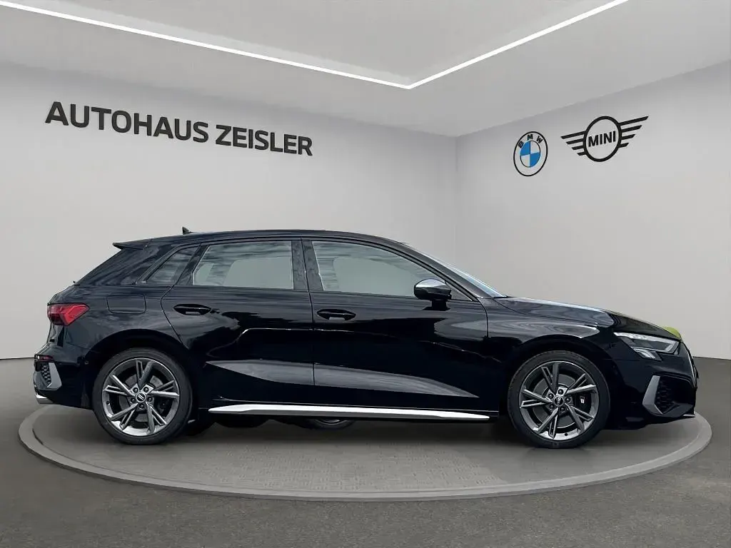 Gebraucht Audi S3 Sport 310 PS (228 kW) 2023 Grau Limousine