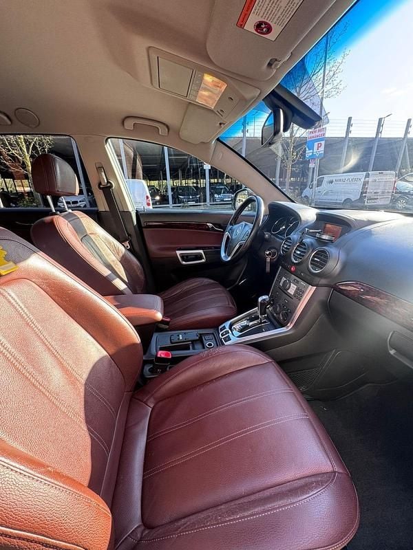 Usado Opel Antara 184 HP (135 kW) 2012 Preto SUV