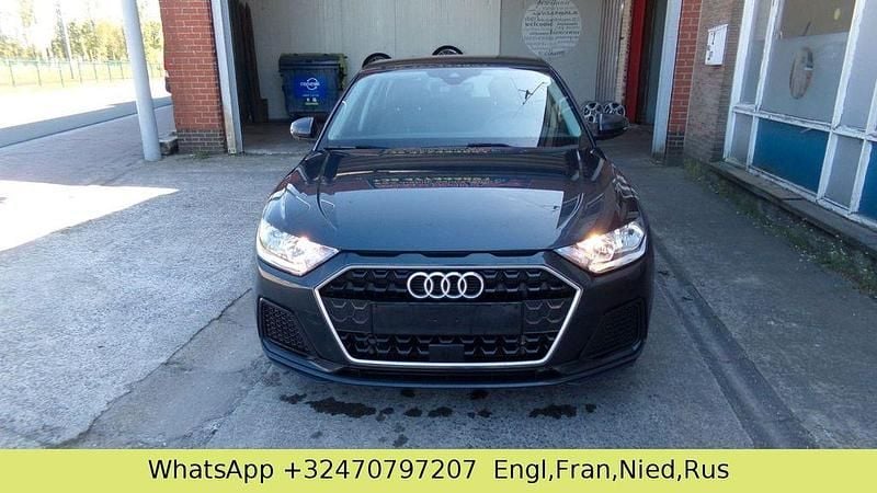 Second-hand Audi A1 Advanced 95 CP (69 kW) 2022 Gri SUV