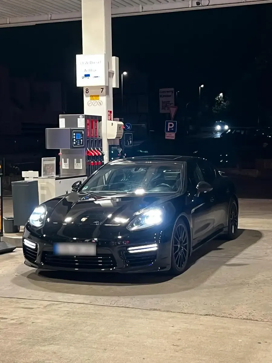 Gebraucht Porsche Panamera GTS 441 PS (324 kW) 2015 Schwarz Limousine