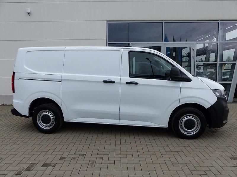 Gebraucht VW T7 110 PS (80 kW) 2025 Weiß Van