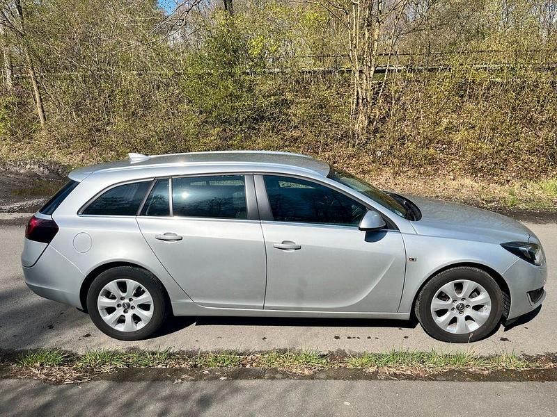 Gebraucht Opel Insignia 136 PS (100 kW) 2017 Silber Kombi