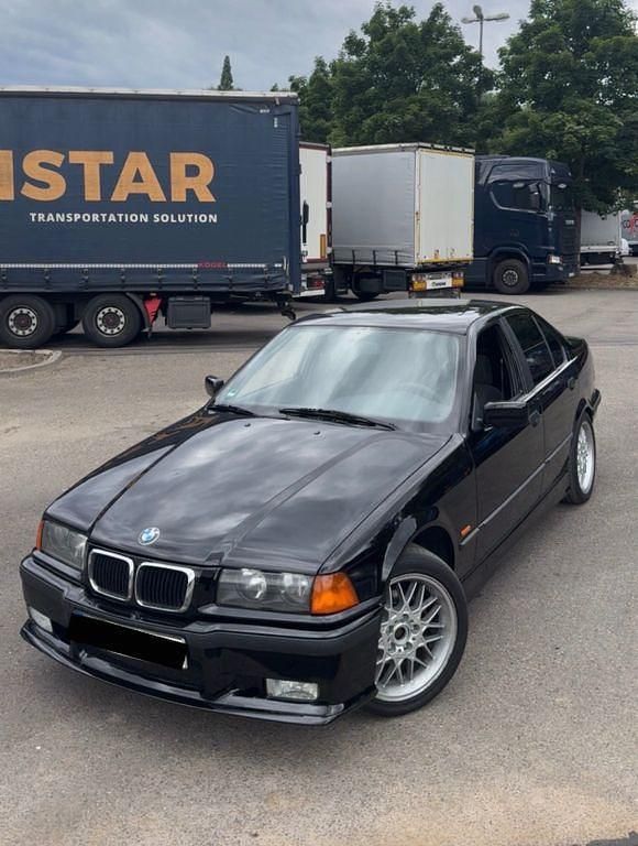 Schwarz Gebraucht 1997 BMW 320 M Sport Limousine | 5.800 € (Fairer Preis) - Bild 1/4