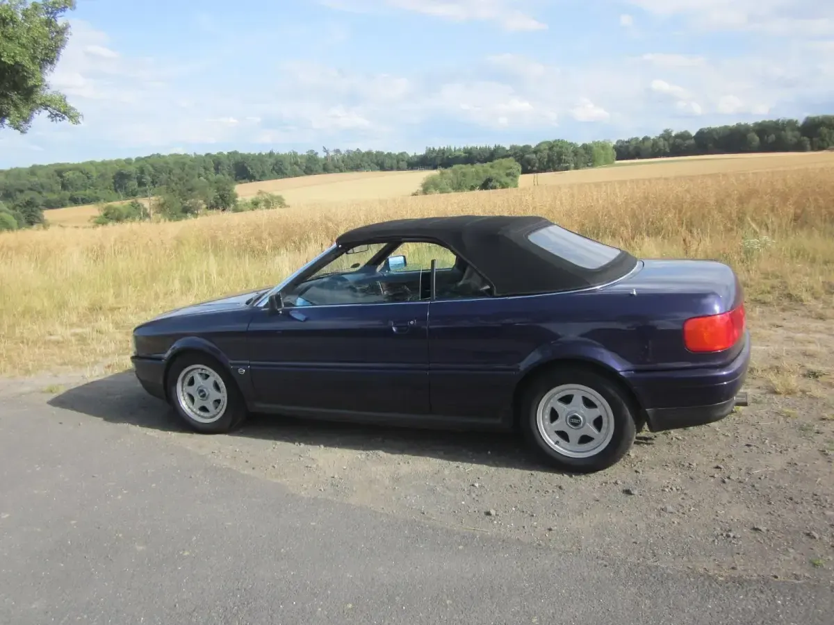 Gebraucht Audi Cabriolet 133 PS (97 kW) 1993 Violet Cabrio