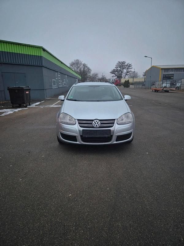 Silber Gebraucht 2009 VW Golf V Kombi | 1.950 € (Guter Preis) - Bild 1/4