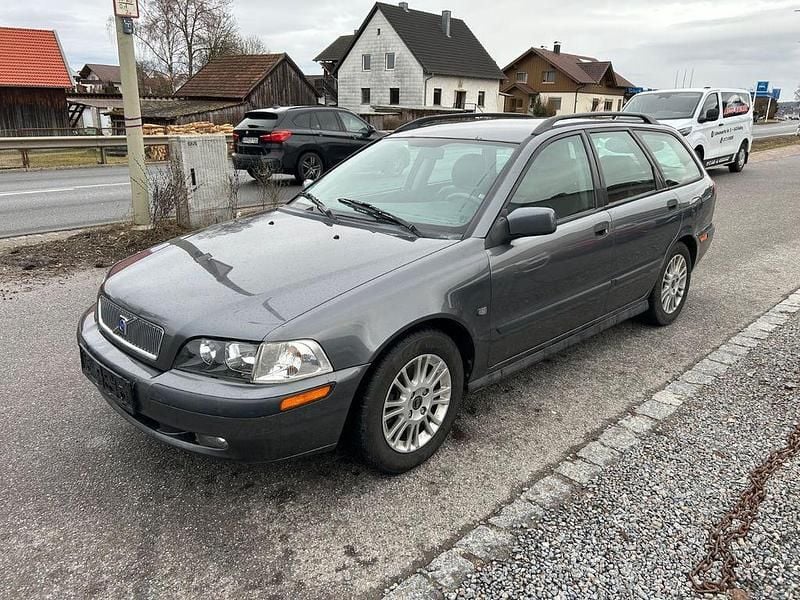 Gebraucht Volvo V40 163 PS (119 kW) 2001 Grau Kombi