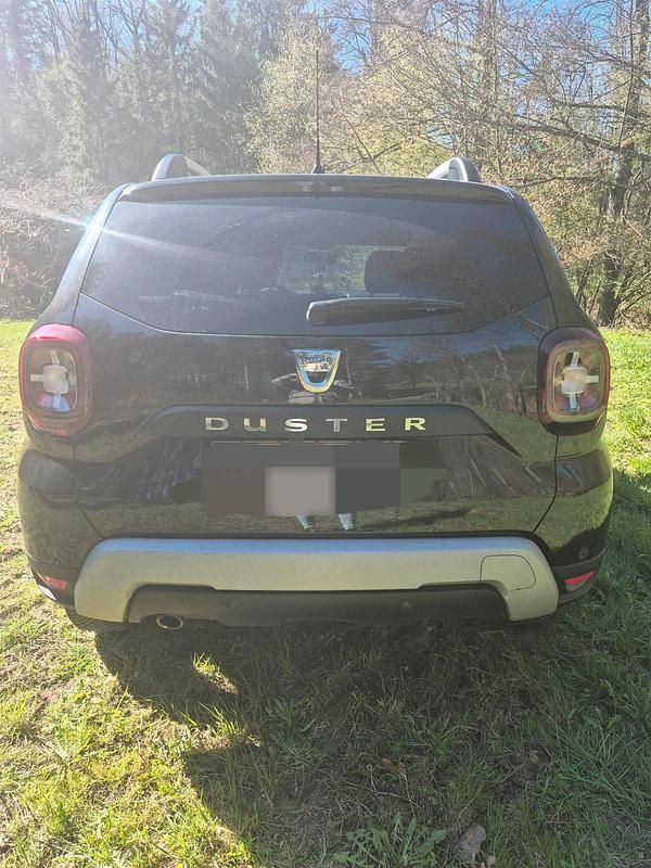 Gebraucht Dacia Duster 100 PS (73 kW) 2021 Schwarz SUV