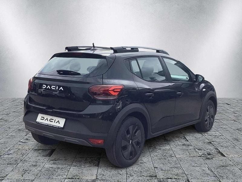Gebraucht Dacia Sandero Expression 91 PS (66 kW) 2025 Perlmuttschwarz Kleinwagen